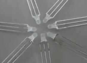 led燈珠封裝注意事項(xiàng)，為什么led燈珠換上壽命不長(zhǎng)?